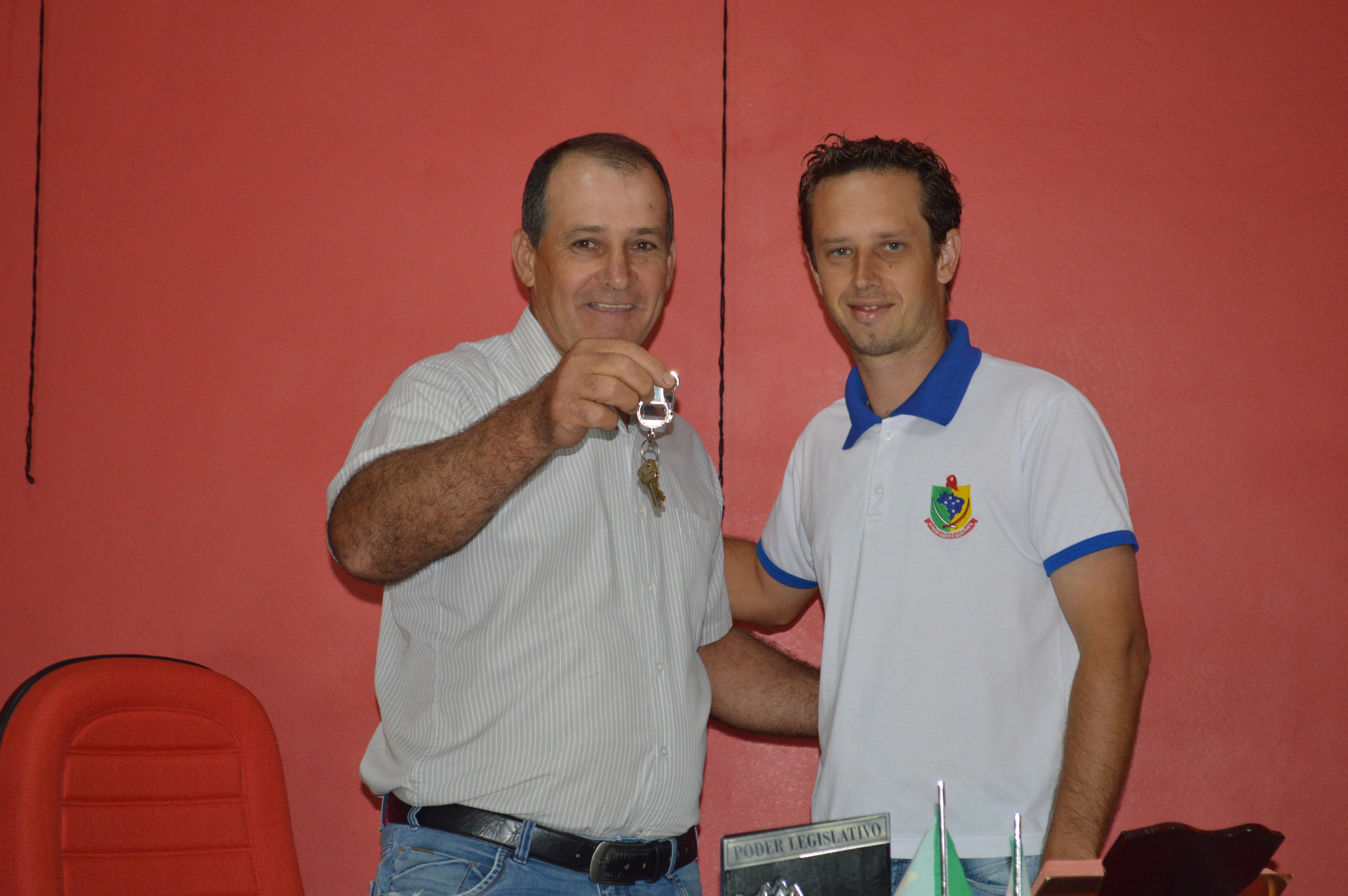 ESCOLHIDO NOVO PRESIDENTE