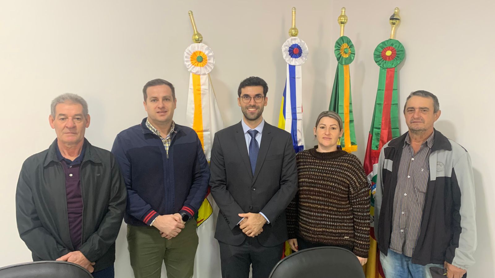 PRESIDENTE DA CÂMARA RECEBE A PRESENÇA DO PROMOTOR DE JUSTIÇA