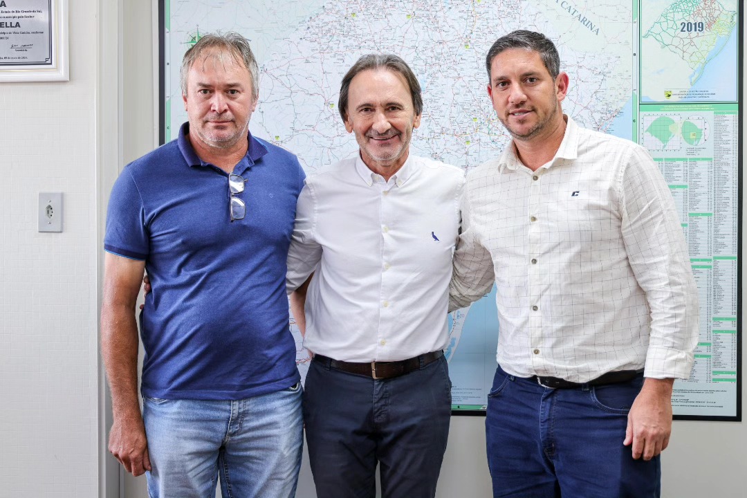 VICE-PREFEITO GLAUCIO E VEREADOR ELOIR GALINA CUMPREM AGENDA EM PORTO ALEGRE